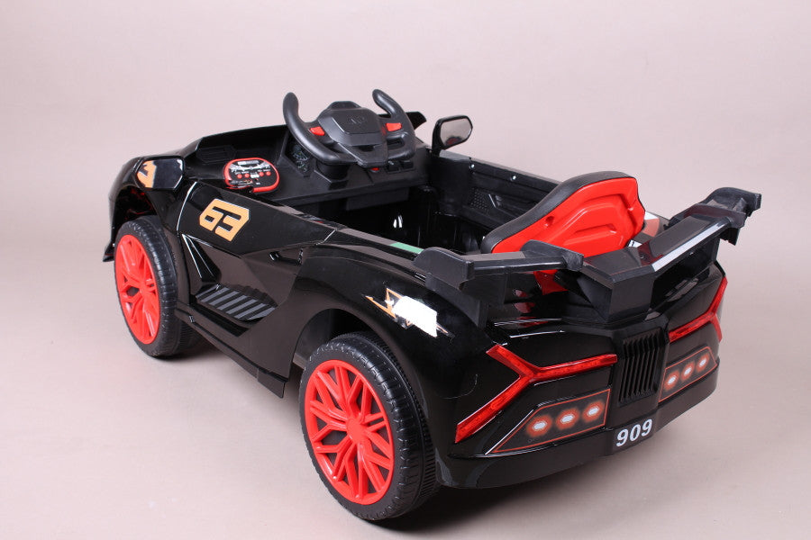 Спортна електрическа кола с родителски контрол