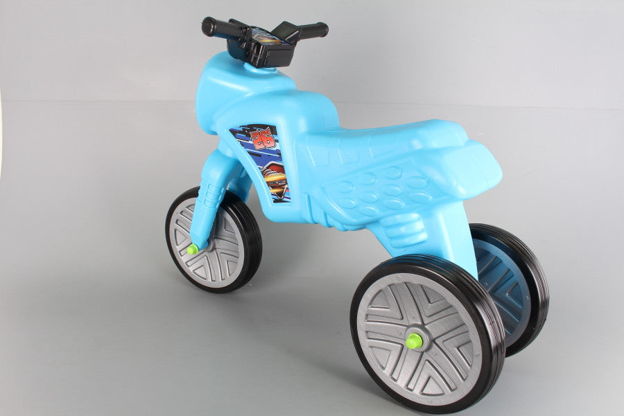 Пластмасова триколка - синя